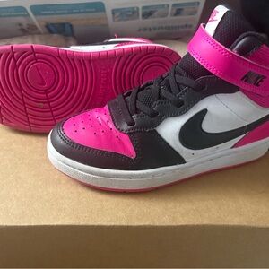 Nike Kids High-Top Sneakers in Hot Pink, Black & White